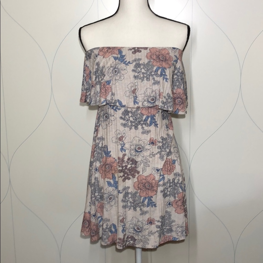 NWT One Clothing floral strapless dress M